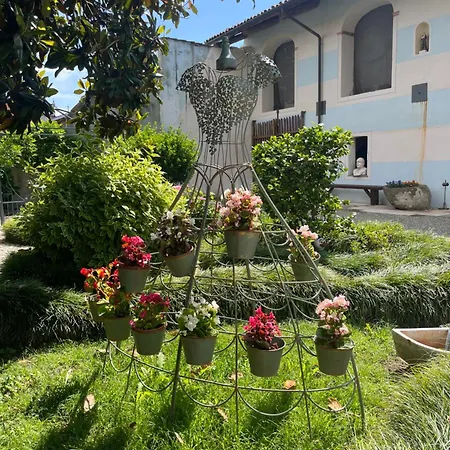 Lunafragola Atelier Bed & Breakfast *