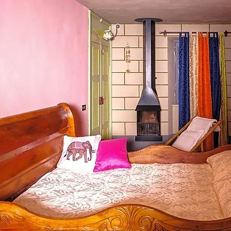 Bed & Breakfast Lunafragola Atelier Candia Canavese