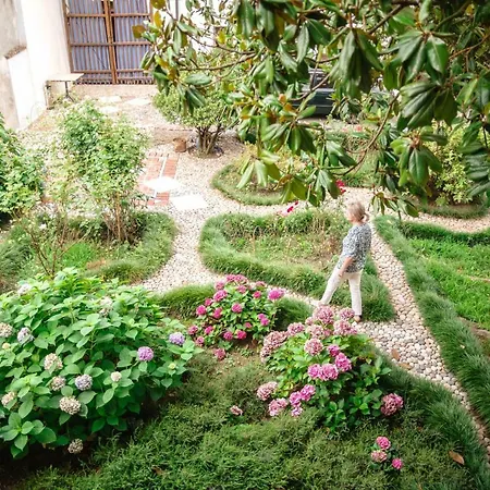 Bed & Breakfast Lunafragola Atelier Candia Canavese